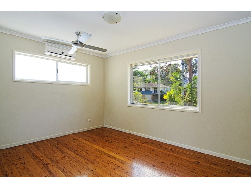 35 Forrest Avenue, Molendinar QLD 4214