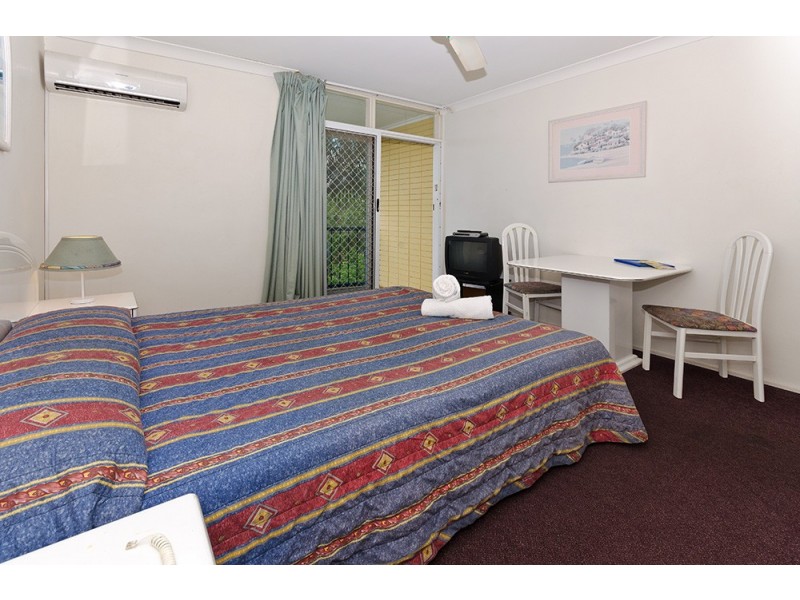 Labrador QLD 4215