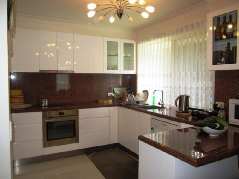 46 Woomera Cres, Southport QLD 4215