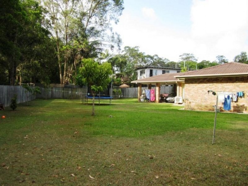 46 Woomera Cres, Southport QLD 4215