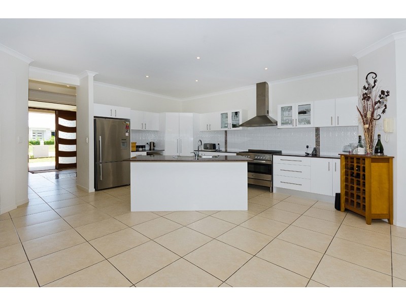 26 Zeus Cct, Coomera Waters QLD 4209