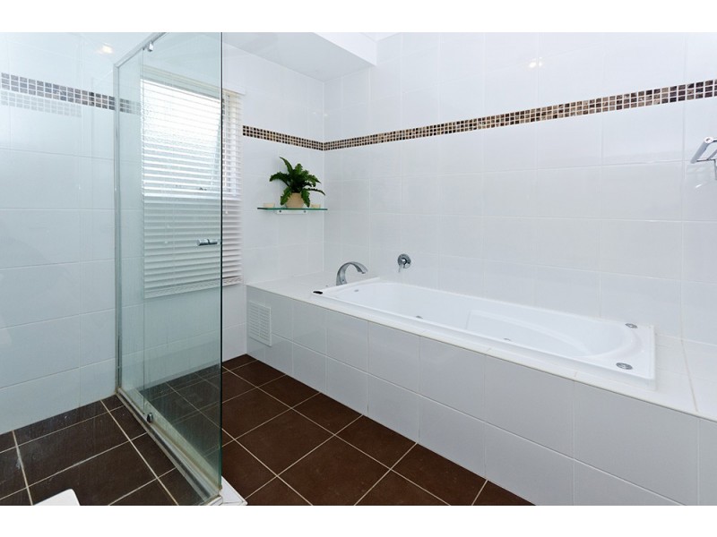 26 Zeus Cct, Coomera Waters QLD 4209