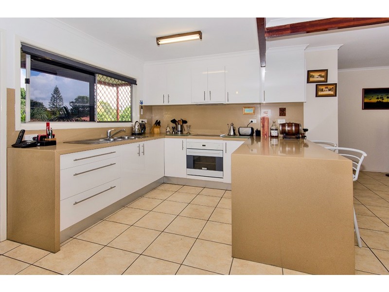 26 Hocking Street, Arundel QLD 4214