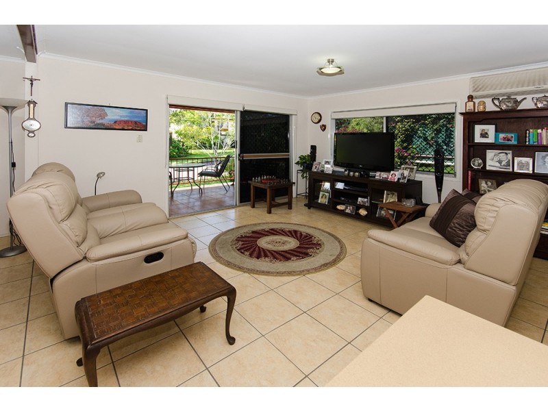 26 Hocking Street, Arundel QLD 4214