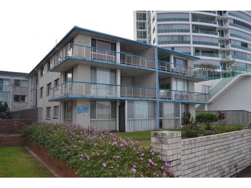 6/294 Marine Parade, Labrador QLD 4215