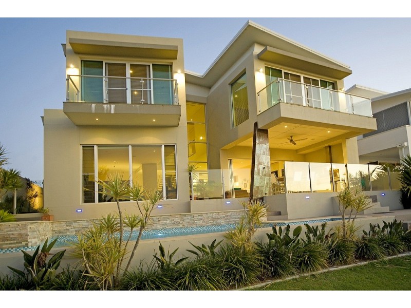 33 Coomera Court, Helensvale QLD 4212