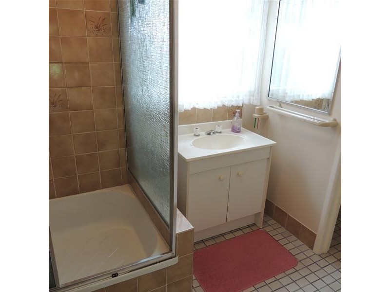 Labrador QLD 4215