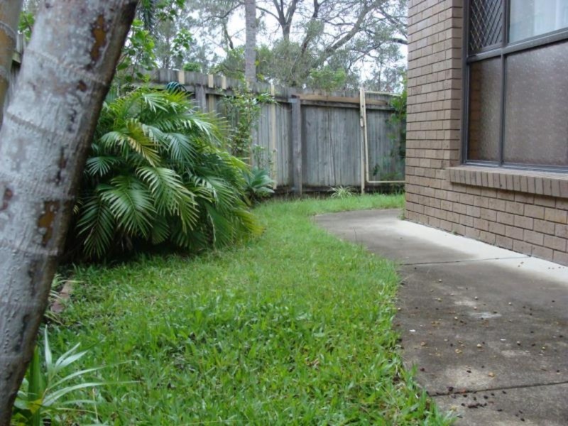 4/17 Huth St, Labrador QLD 4215