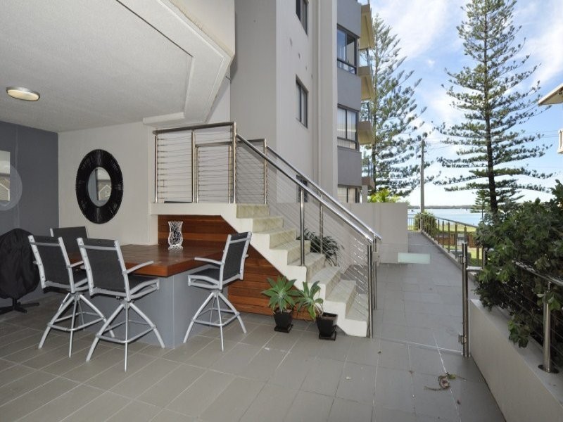 Biggera Waters QLD 4216