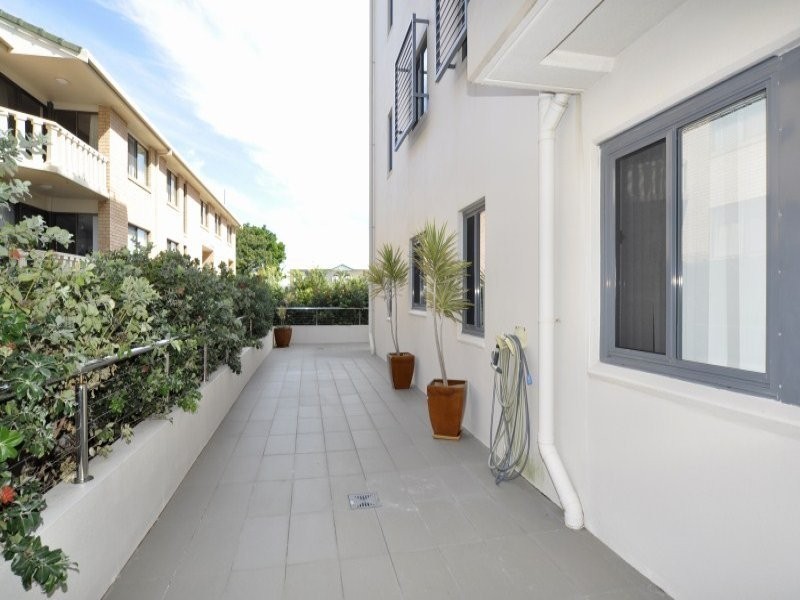 Biggera Waters QLD 4216