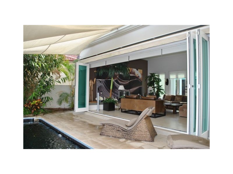 7081 Keyside Close, Sanctuary Cove QLD 4212