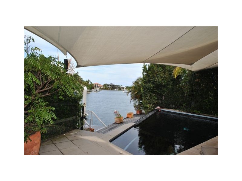 7081 Keyside Close, Sanctuary Cove QLD 4212