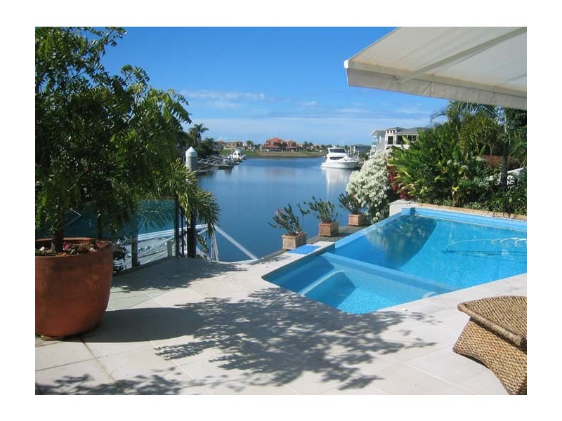 7081 Keyside Close, Sanctuary Cove QLD 4212