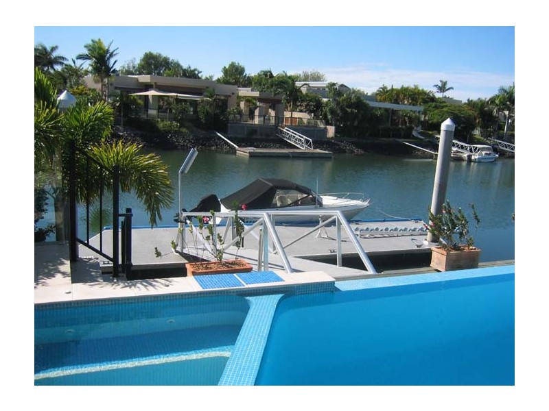 7081 Keyside Close, Sanctuary Cove QLD 4212