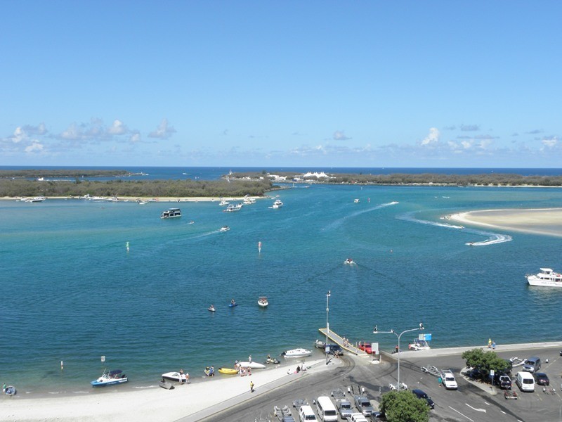 1112/360 Marine Parade, Labrador QLD 4215