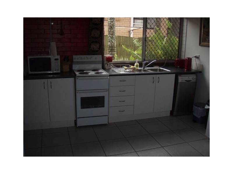 17 Musgrave Avenue, Labrador QLD 4215