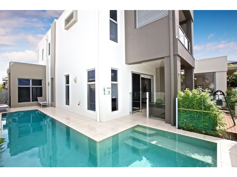 Biggera Waters QLD 4216