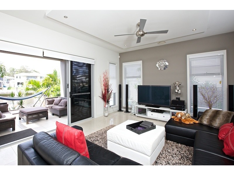 Biggera Waters QLD 4216