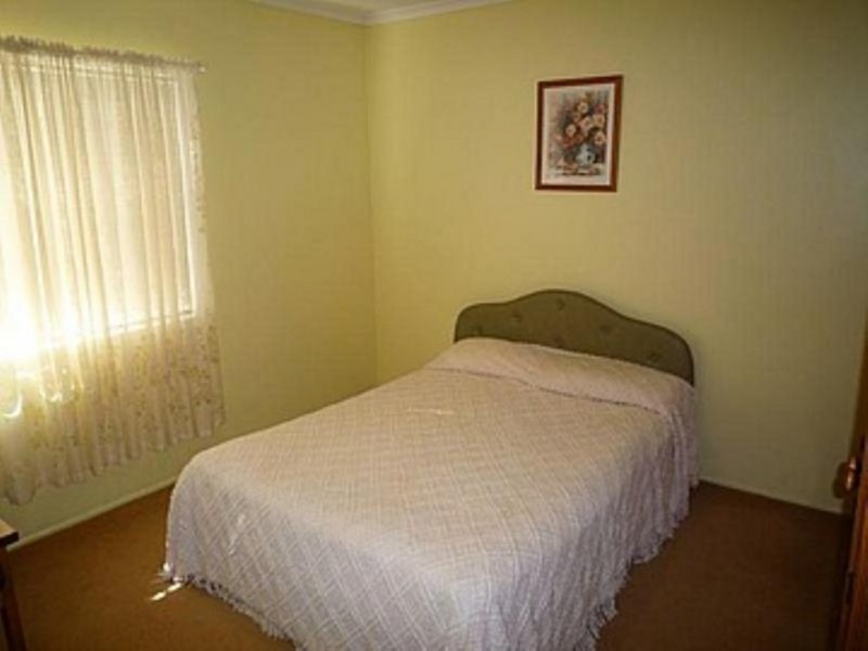 Unit 6/5 Proud St, Labrador QLD 4215