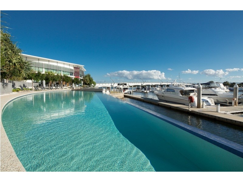 1 Ephraim Island, Paradise Point QLD 4216