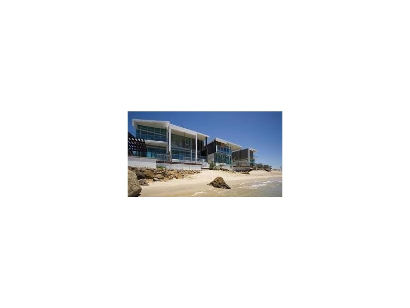 1 Ephraim Island, Paradise Point QLD 4216