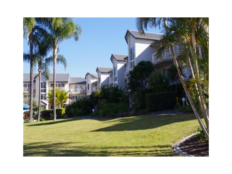 41/37 Bayview Street, Runaway Bay QLD 4216