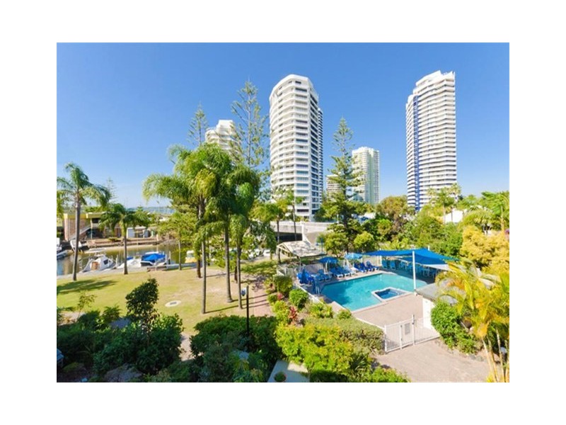 41/37 Bayview Street, Runaway Bay QLD 4216