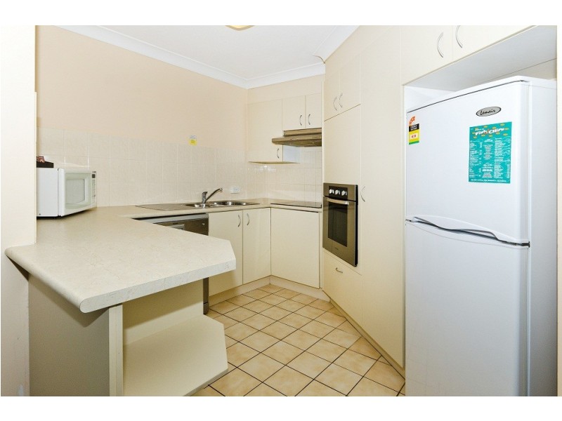 41/37 Bayview Street, Runaway Bay QLD 4216