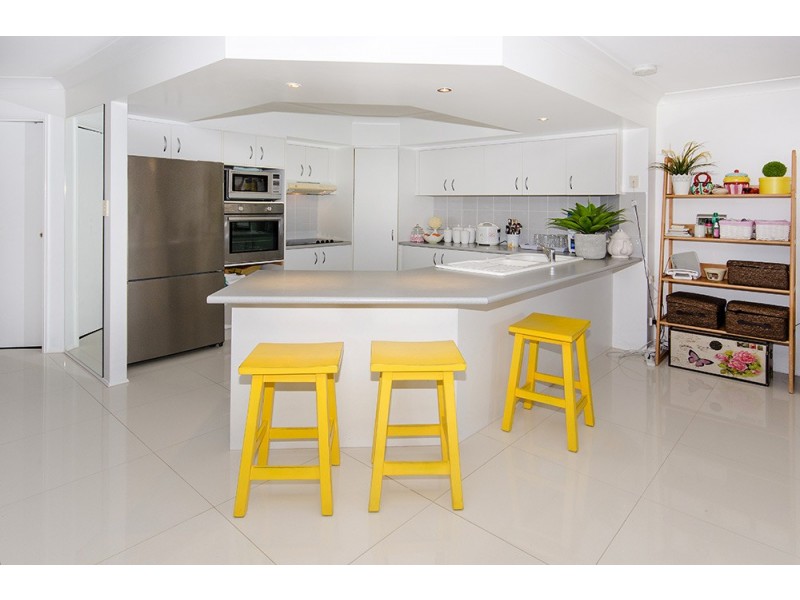 83/88 Cotlew Street East, Southport QLD 4215