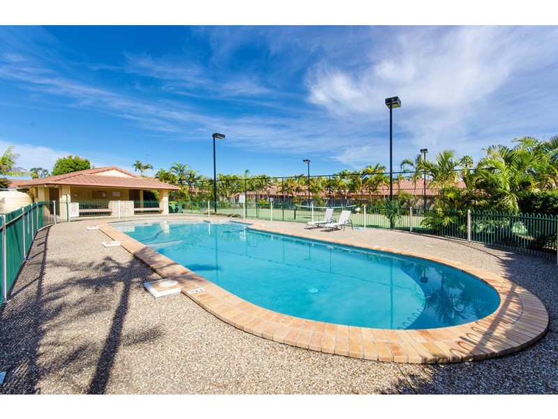 83/88 Cotlew Street East, Southport QLD 4215