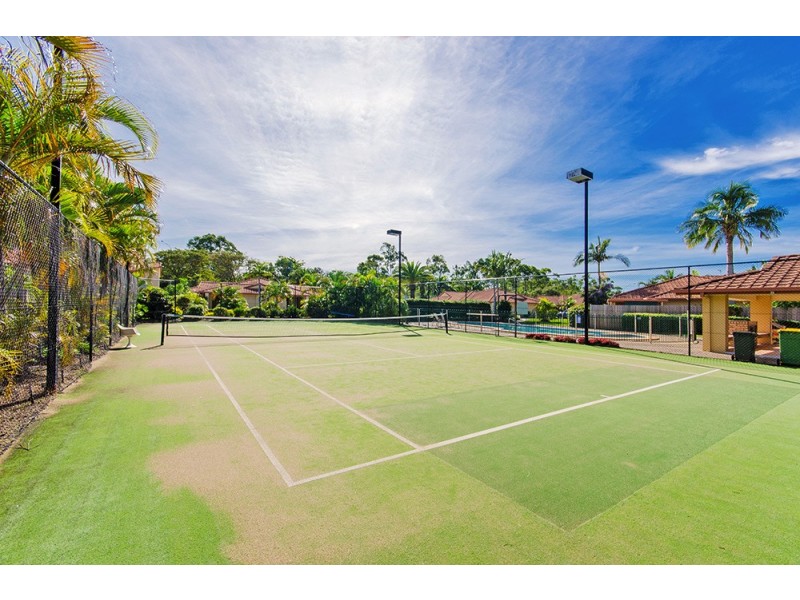 83/88 Cotlew Street East, Southport QLD 4215