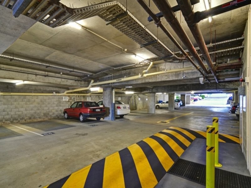 53/30 Marine Parade, Southport QLD 4215