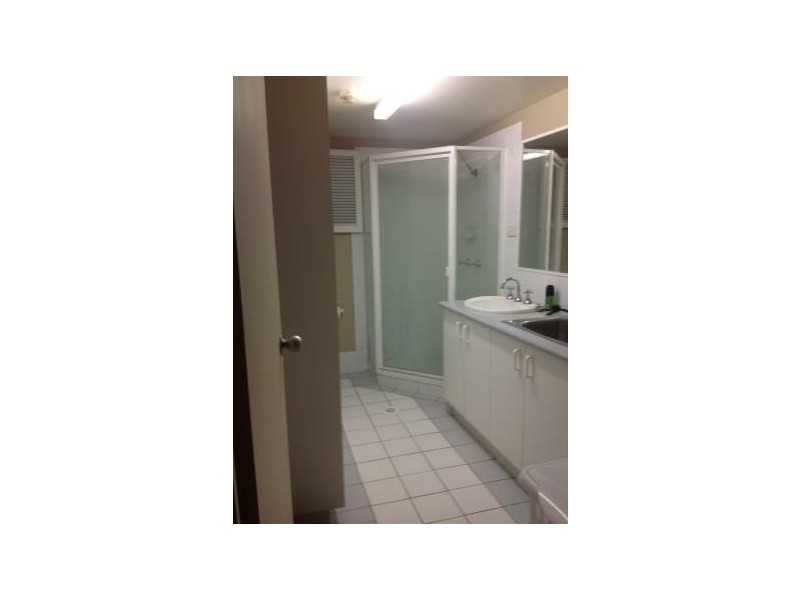 53/30 Marine Parade, Southport QLD 4215