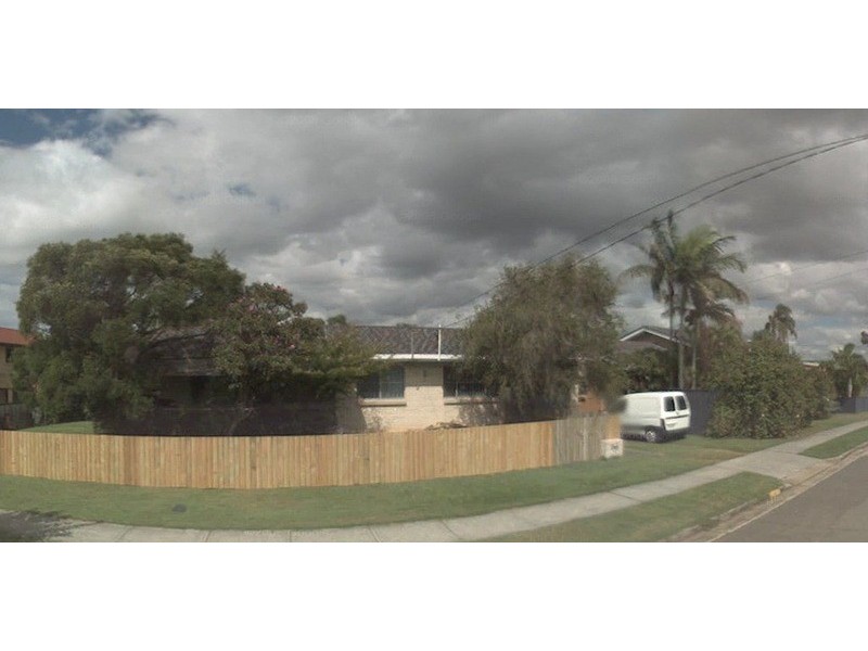 10 Ashton Street, Labrador QLD 4215