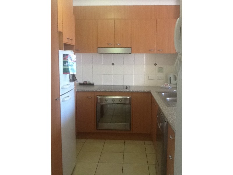 212/392 Marine Pde, Labrador QLD 4215