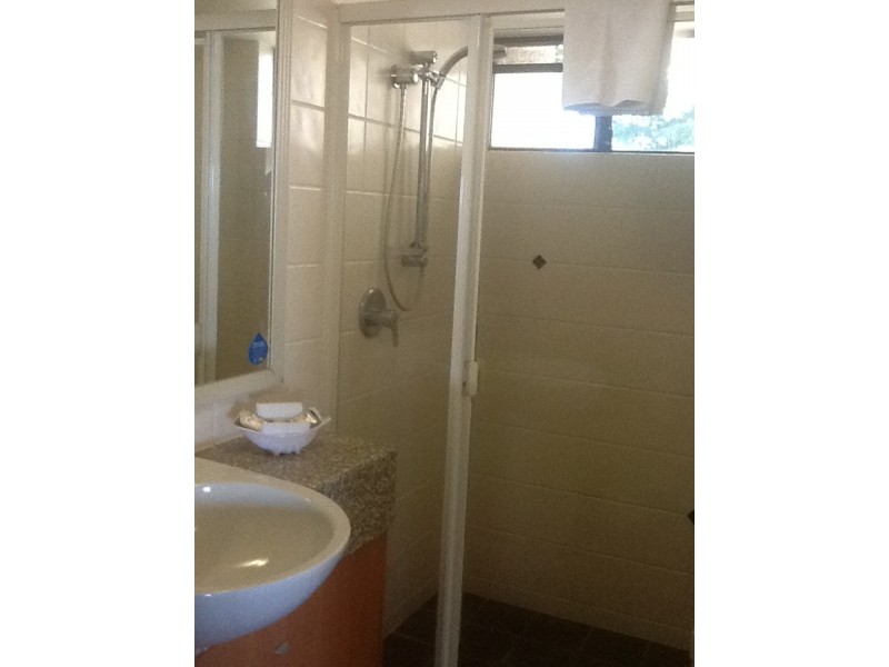 212/392 Marine Pde, Labrador QLD 4215