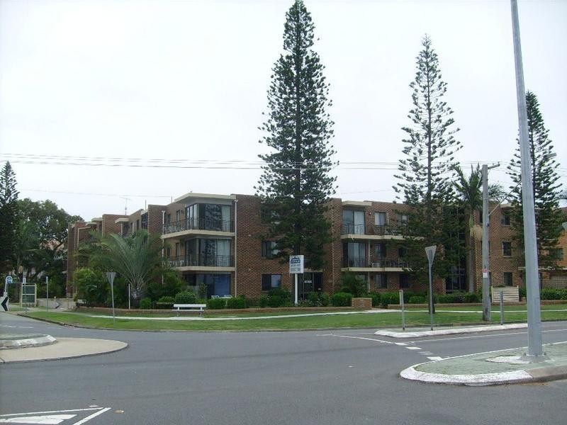 21/490 Marine Parade, Biggera Waters QLD 4216