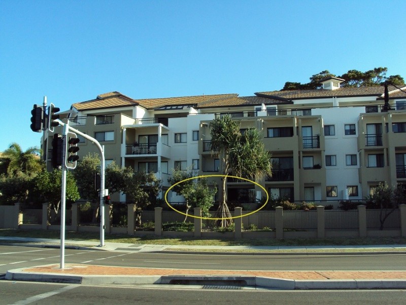 111/392 Marine Parade, Labrador QLD 4215