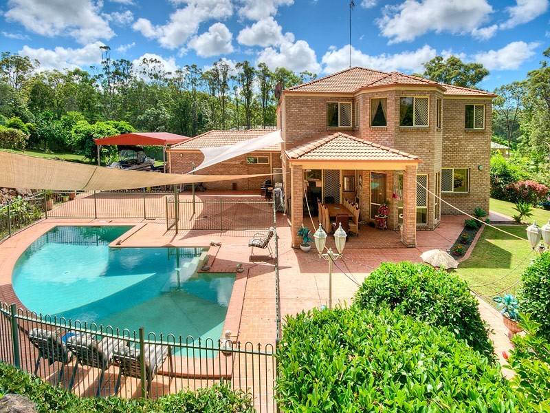 14 Byfield Court, Nerang QLD 4211