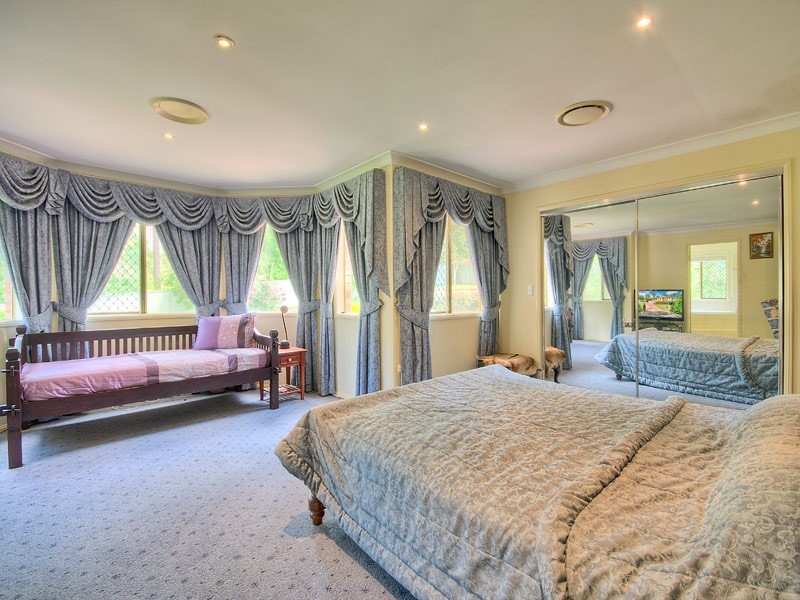 14 Byfield Court, Nerang QLD 4211