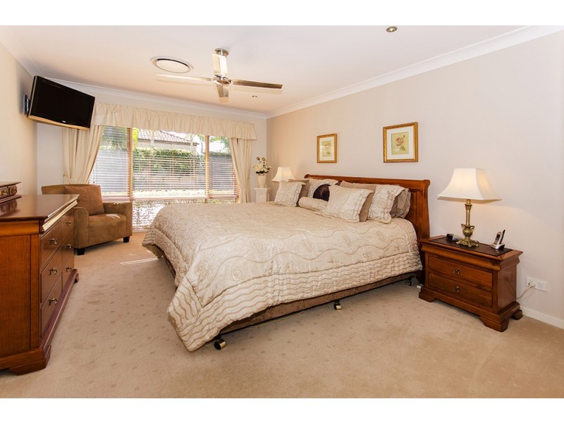 18 Leander Circuit, Oxenford QLD 4210