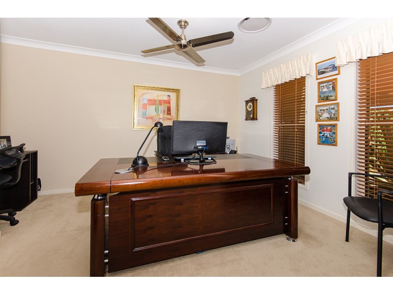 18 Leander Circuit, Oxenford QLD 4210