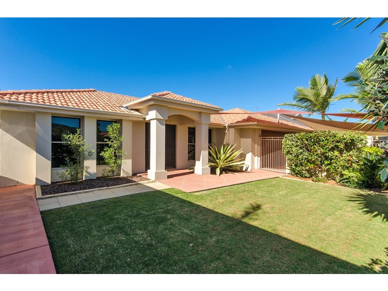 18 Leander Circuit, Oxenford QLD 4210