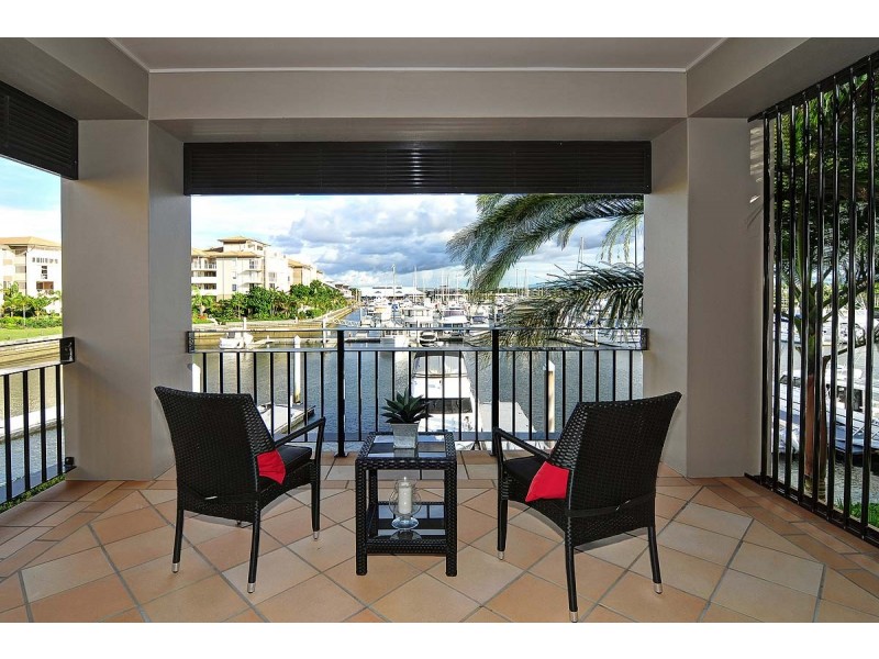 Hope Island QLD 4212