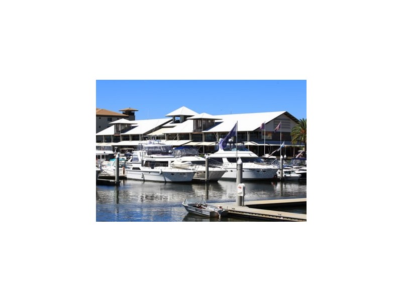 Hope Island QLD 4212