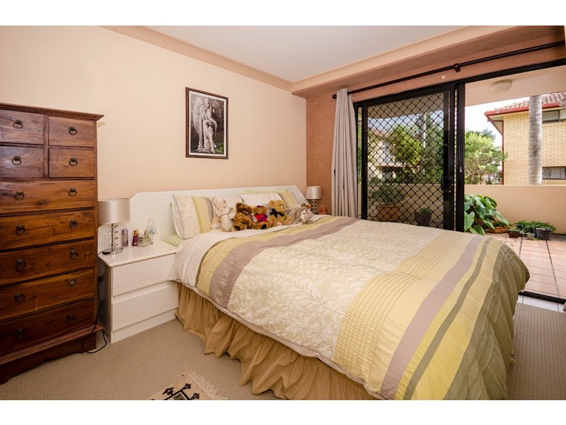 1/28 Little Norman Street, Southport QLD 4215