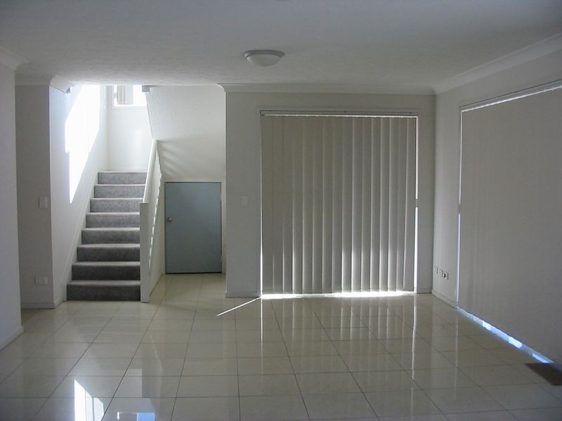 15/111 Frank Street, Labrador QLD 4215