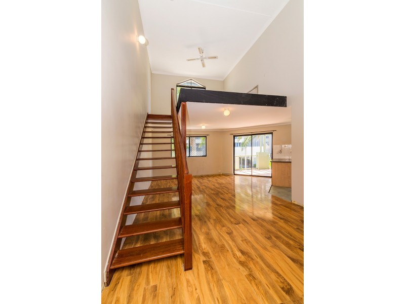 7/6 White Street, Southport QLD 4215