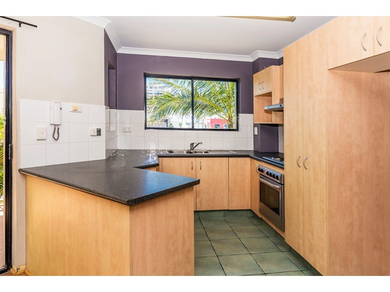 7/6 White Street, Southport QLD 4215