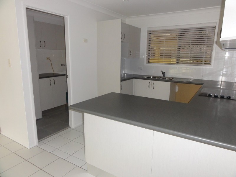 1/6 Eurimbula Court, Paradise Point QLD 4216